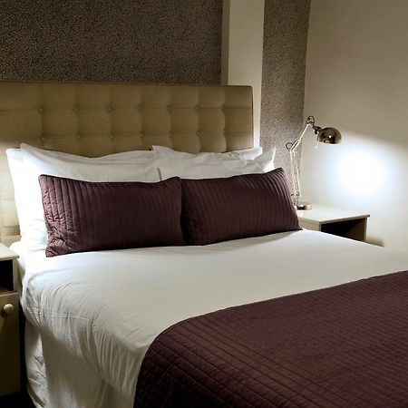 Dobbins Inn Carrickfergus Extérieur photo