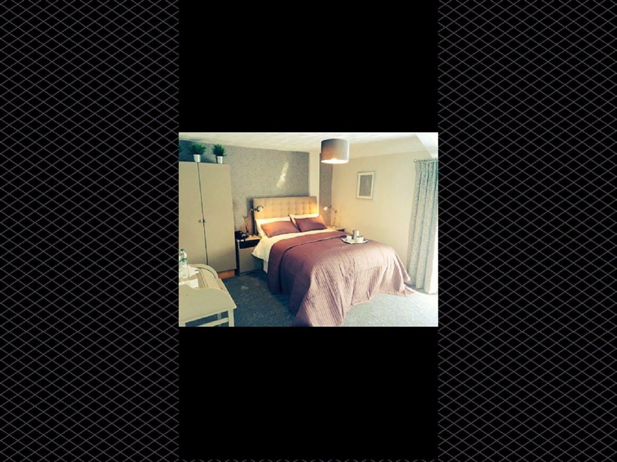 Dobbins Inn Carrickfergus Extérieur photo