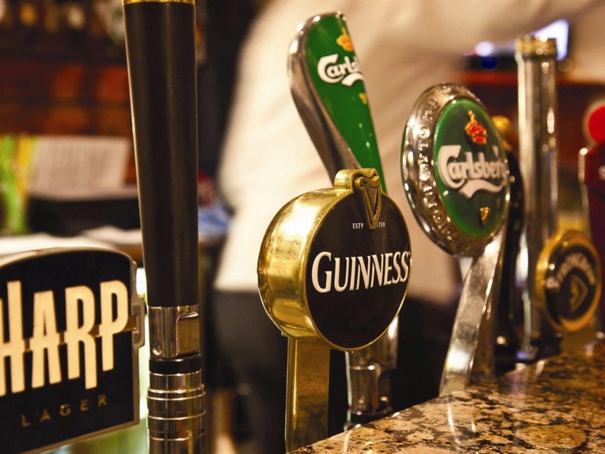 Dobbins Inn Carrickfergus Extérieur photo