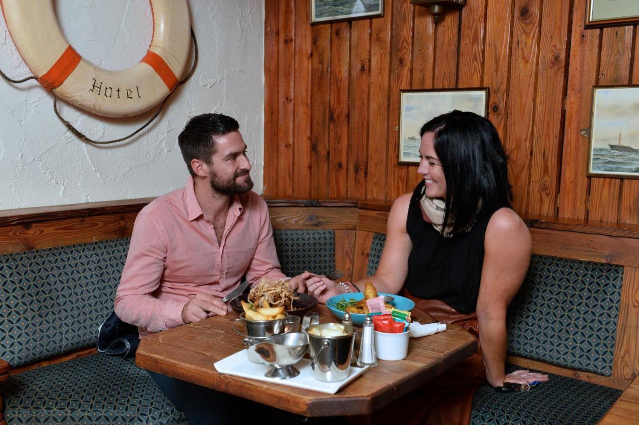 Dobbins Inn Carrickfergus Extérieur photo