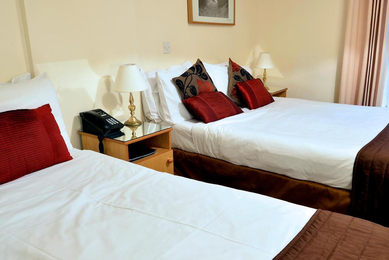 Dobbins Inn Carrickfergus Extérieur photo